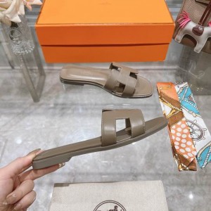 Hermes Oran slides 36-42 Shoes