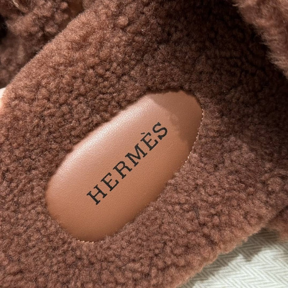 Hermes Sandals Chypre shearling 36-45 Shoes