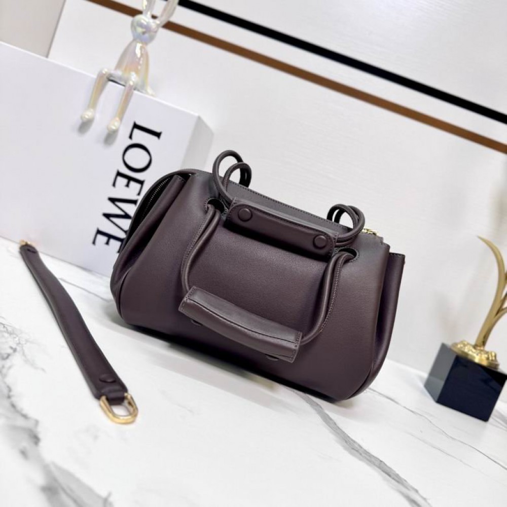 Loewe Madrid shoulder bag 23.5X10X19CM Bags