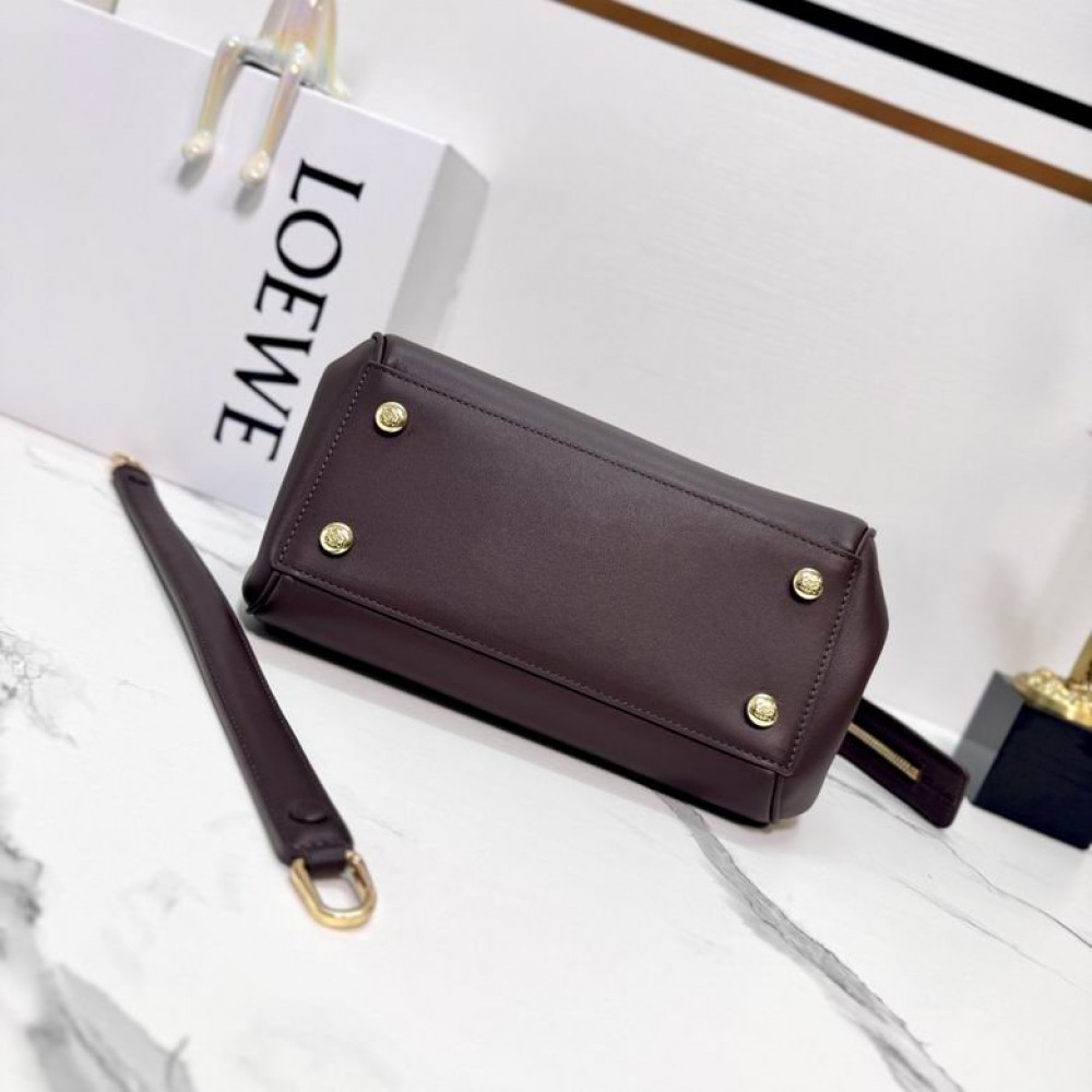 Loewe Madrid shoulder bag 23.5X10X19CM Bags