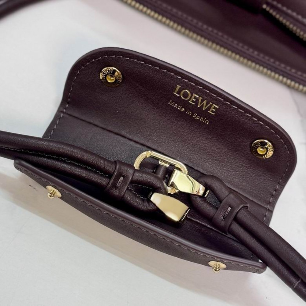Loewe Madrid shoulder bag 23.5X10X19CM Bags