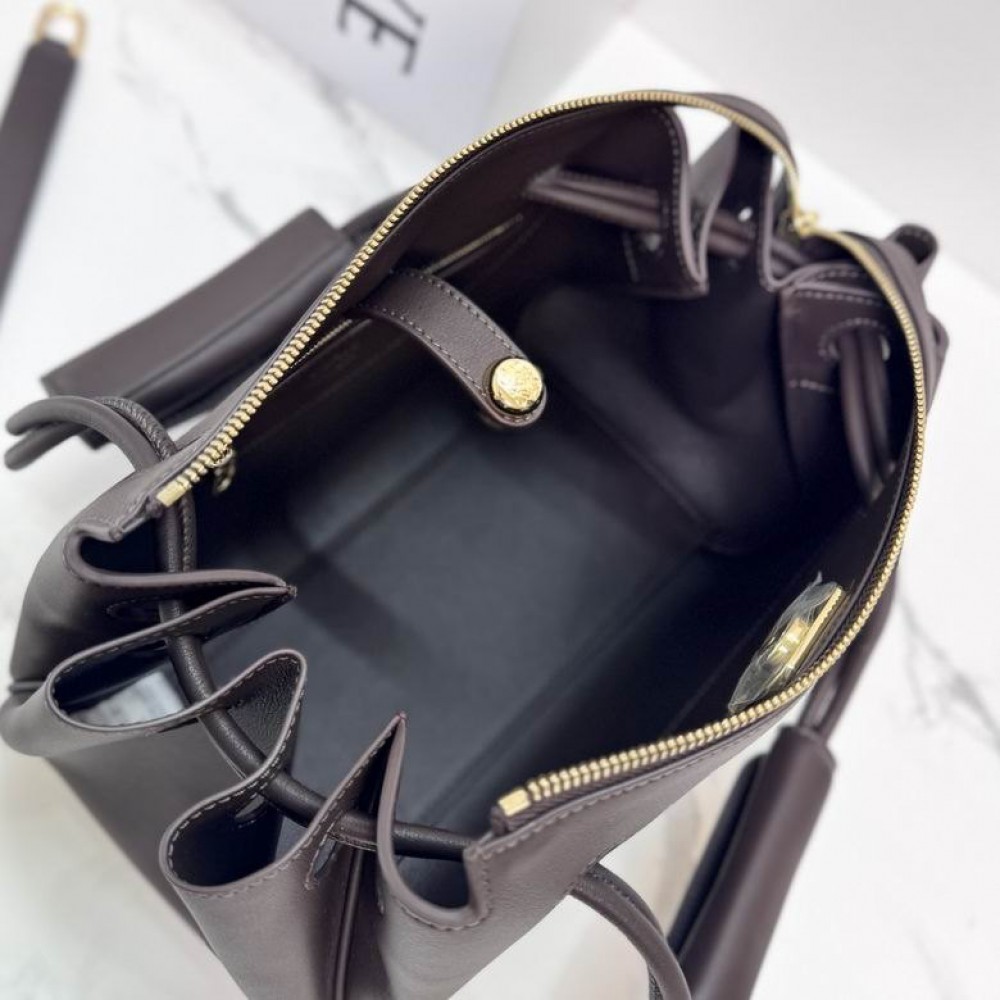 Loewe Madrid shoulder bag 23.5X10X19CM Bags