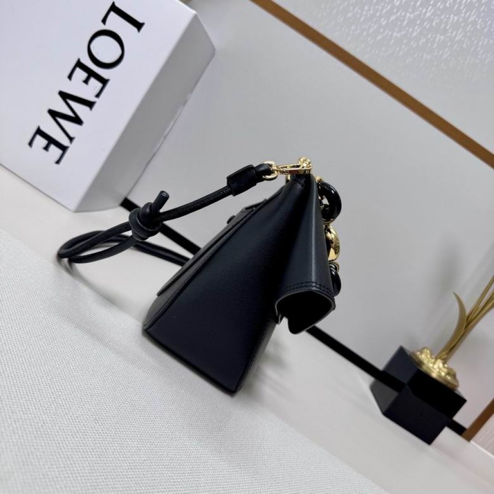 Loewe Medium Ola chain-embellished flap shoulder bag 26X18X13cm Bags