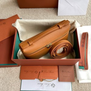 Loro Piana Extra Pocket L19  19 x 11.5 x 7 cm Bags