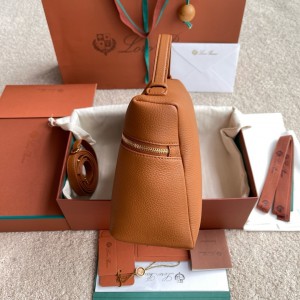 Loro Piana Extra Pocket L27 27x16x10cm Bags