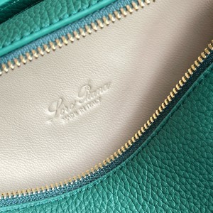 Loro Piana Extra Pocket L19  19 x 11.5 x 7 cm Bags