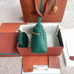 Loro Piana Extra Pocket L19  19 x 11.5 x 7 cm Bags