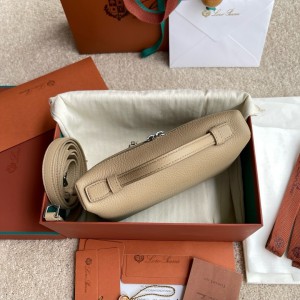 Loro Piana Extra Pocket L19  19 x 11.5 x 7 cm Bags