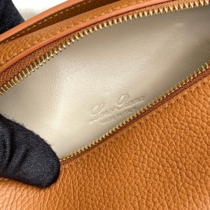 Loro Piana Extra Pocket L19  19 x 11.5 x 7 cm Bags
