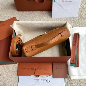 Loro Piana Extra Pocket L19  19 x 11.5 x 7 cm Bags