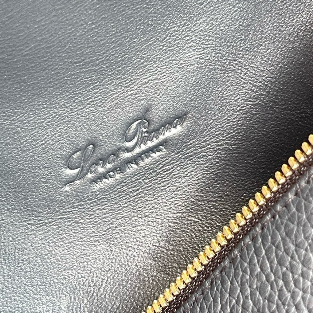 Loro Piana Extra Pocket L19  19 x 11.5 x 7 cm Bags