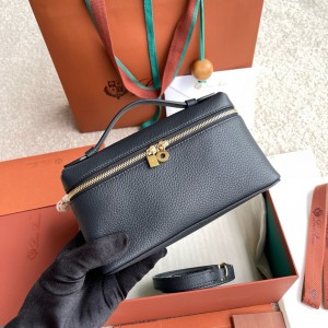 Loro Piana Extra Pocket L19  19 x 11.5 x 7 cm Bags