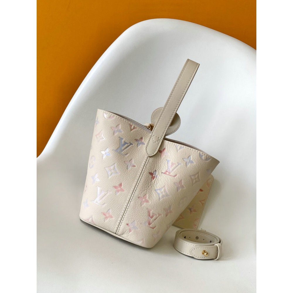 Lv All In BB m25673 18x12x16cm 