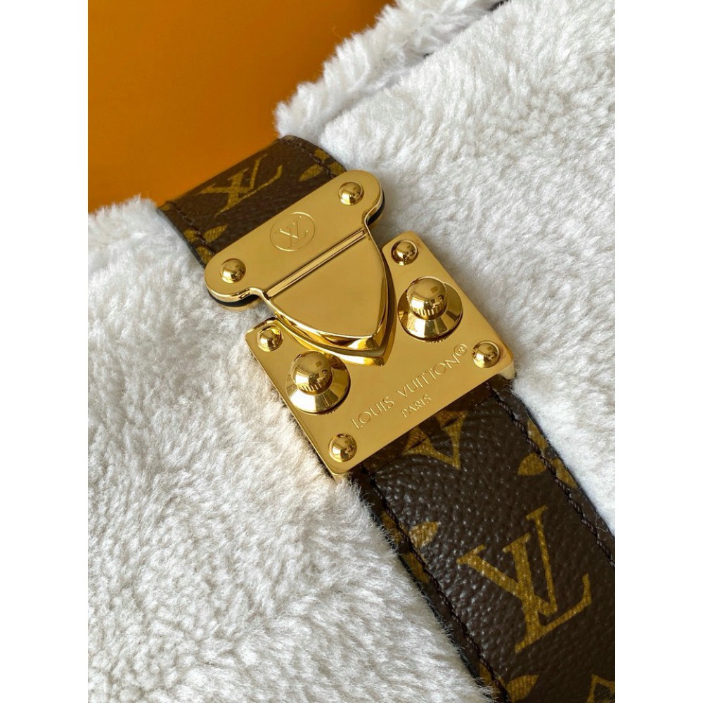 LV Ski Pochette Mia M26245 Bags