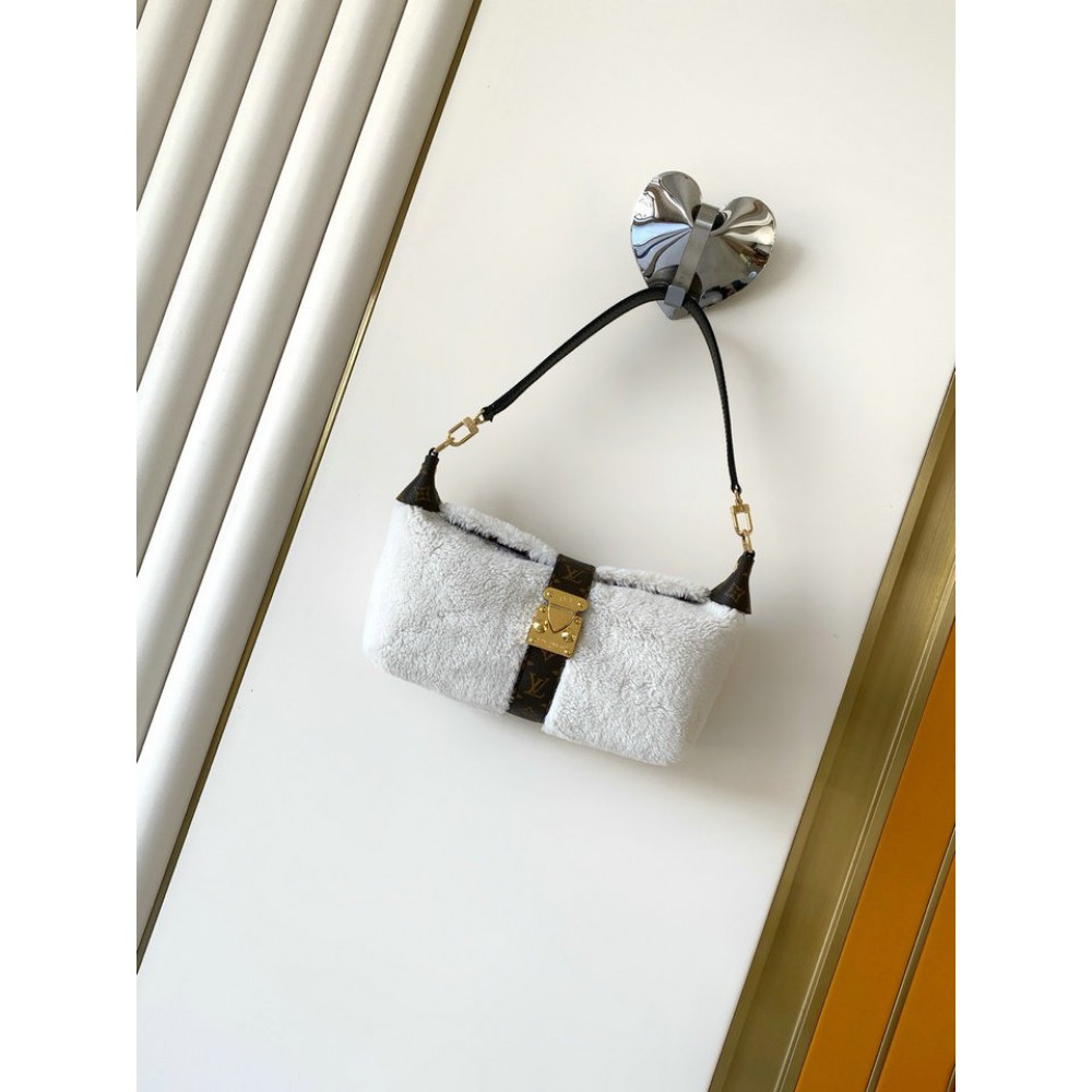 LV Ski Pochette Mia M26245 Bags