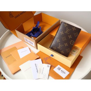 Louis Vuitton passport cover 10x14x2.5cm Accesories