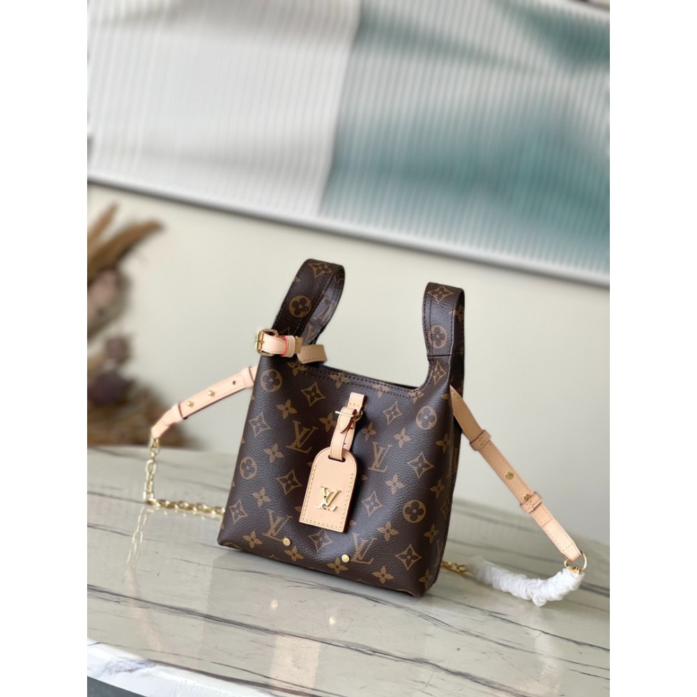 Lv Atlantis Bb bag 17 x 17 x 7 cm Bags