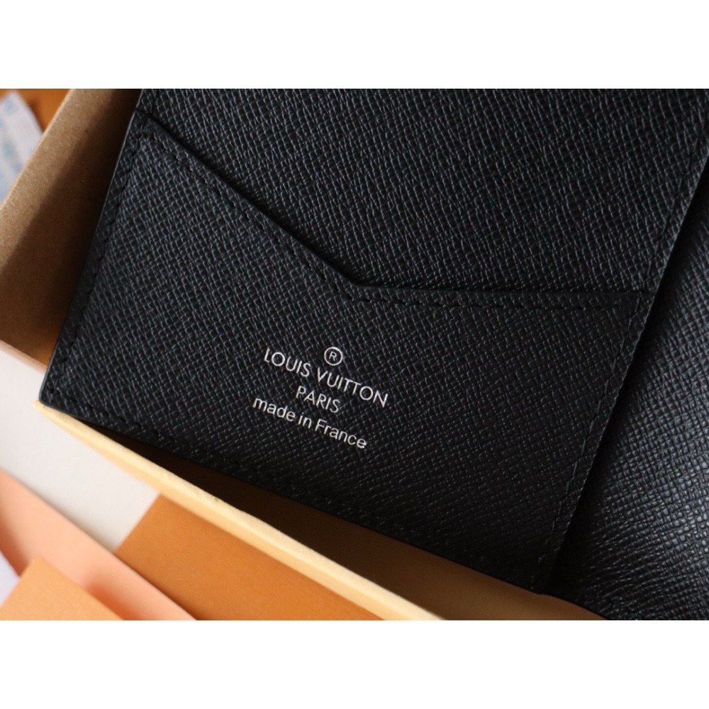 Louis Vuitton passport cover 10x14x2.5cm Accesories