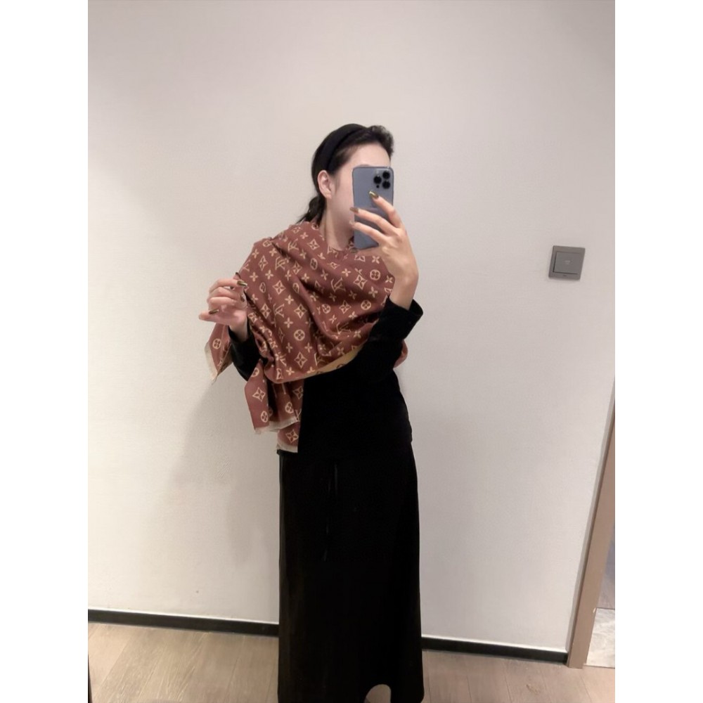 Lv scarf 180x65cm Accesories