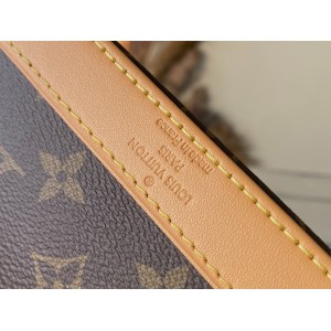 Lv M82717 Nano Alma 18 x 12 x 8 cm Bags