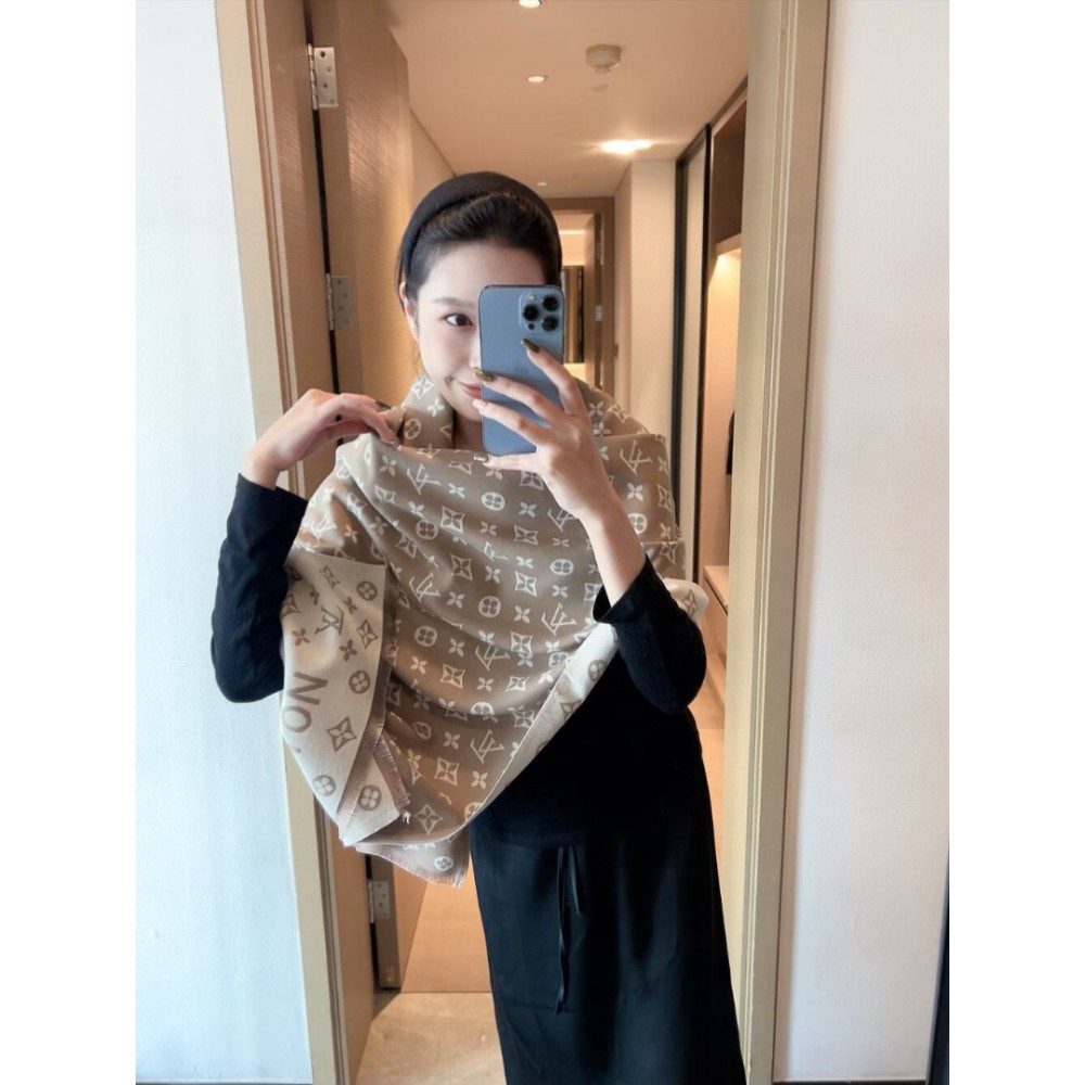 Lv scarf 180x65cm Accesories