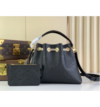 Lv Bundle Bag M47209 28 x 20 x 11.5 cm