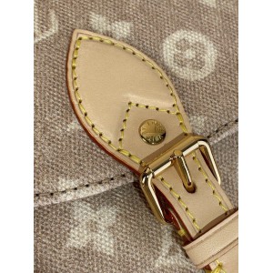 Lv Escape M15134 30 x 21 x 7 cm Bags