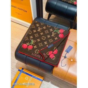 Lv scarf 140x140cm cotton silk Accesories