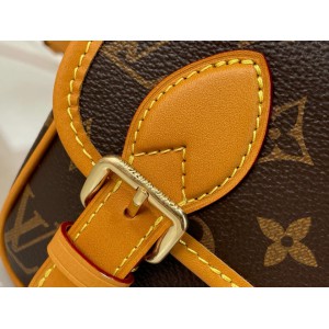 Lv Satchel Wearable Wallet M26805 19.5 x 15 x 6 cm Bags