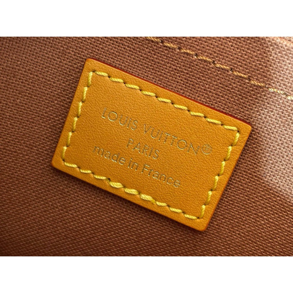 Lv Satchel Wearable Wallet M26805 19.5 x 15 x 6 cm Bags