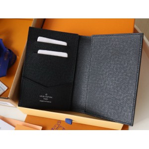 Louis Vuitton passport cover 10x14x2.5cm Accesories