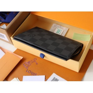 Louis Vuitton passport cover 10x14x2.5cm Accesories
