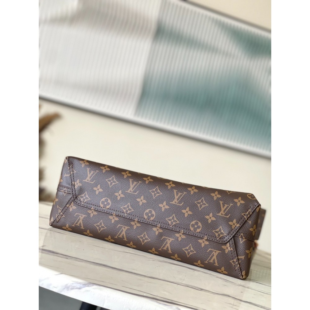 Lv Atlantis Gm bag 34 x 34 x 13.5 cm Bags