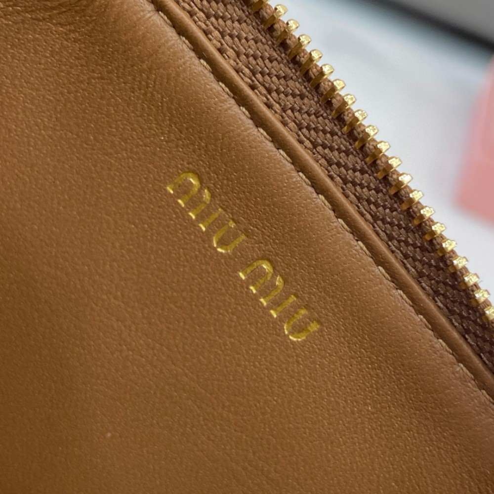 Miu Miu wallet 15x8cm Accesories