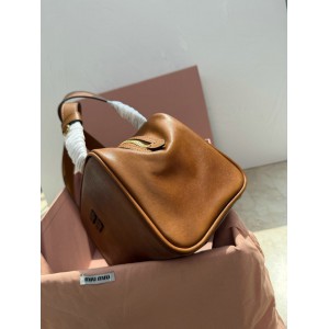 Miu Miu leather top handle bag 28x15x13cm Bags