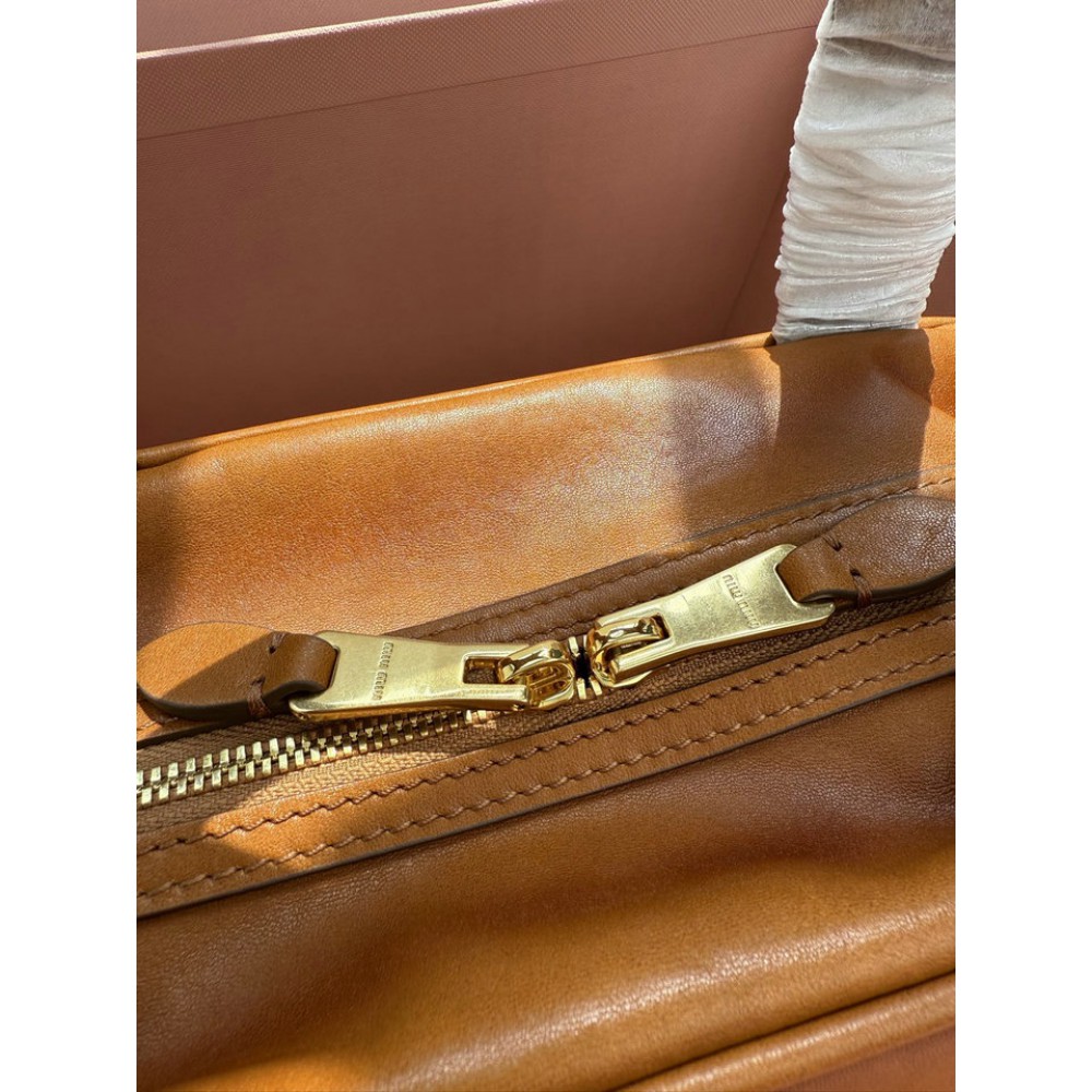 Miu Miu leather top handle bag 28x15x13cm Bags