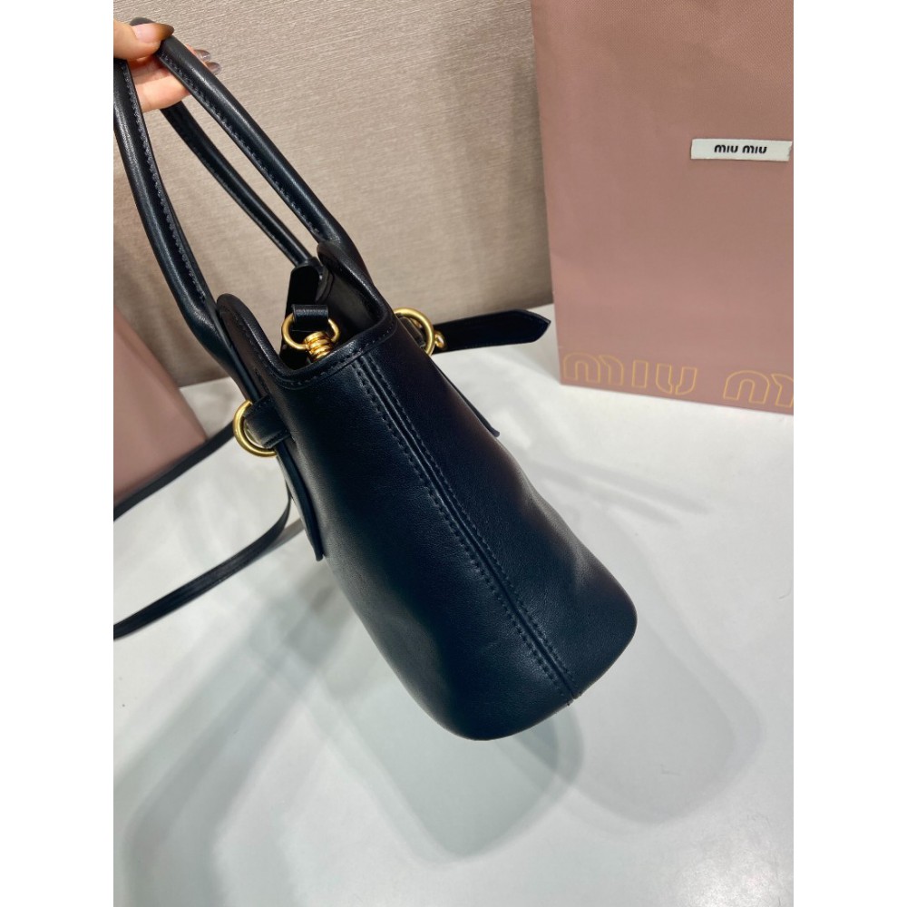 Miu Miu Aventure leather handbag 30x22x10cm Bags