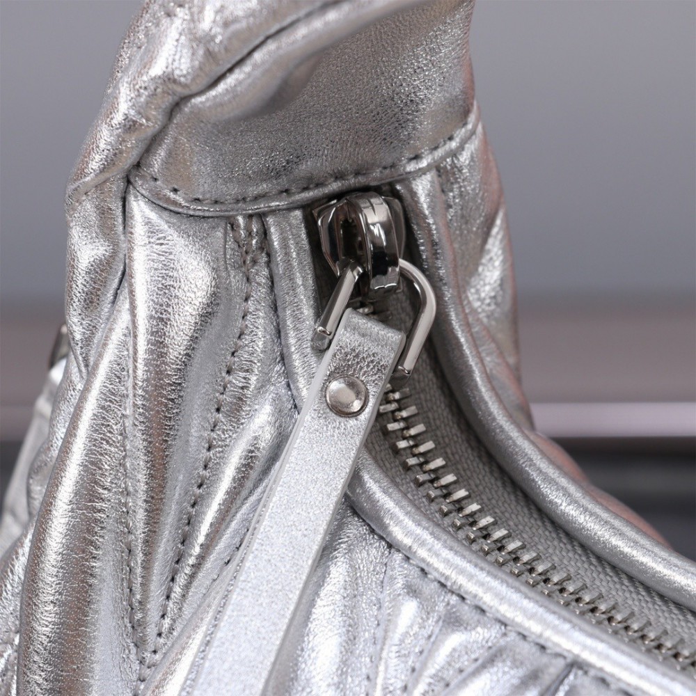 Miu Miu Wander Matelassé Satin Hobo Bag 23X13X7cm Bags