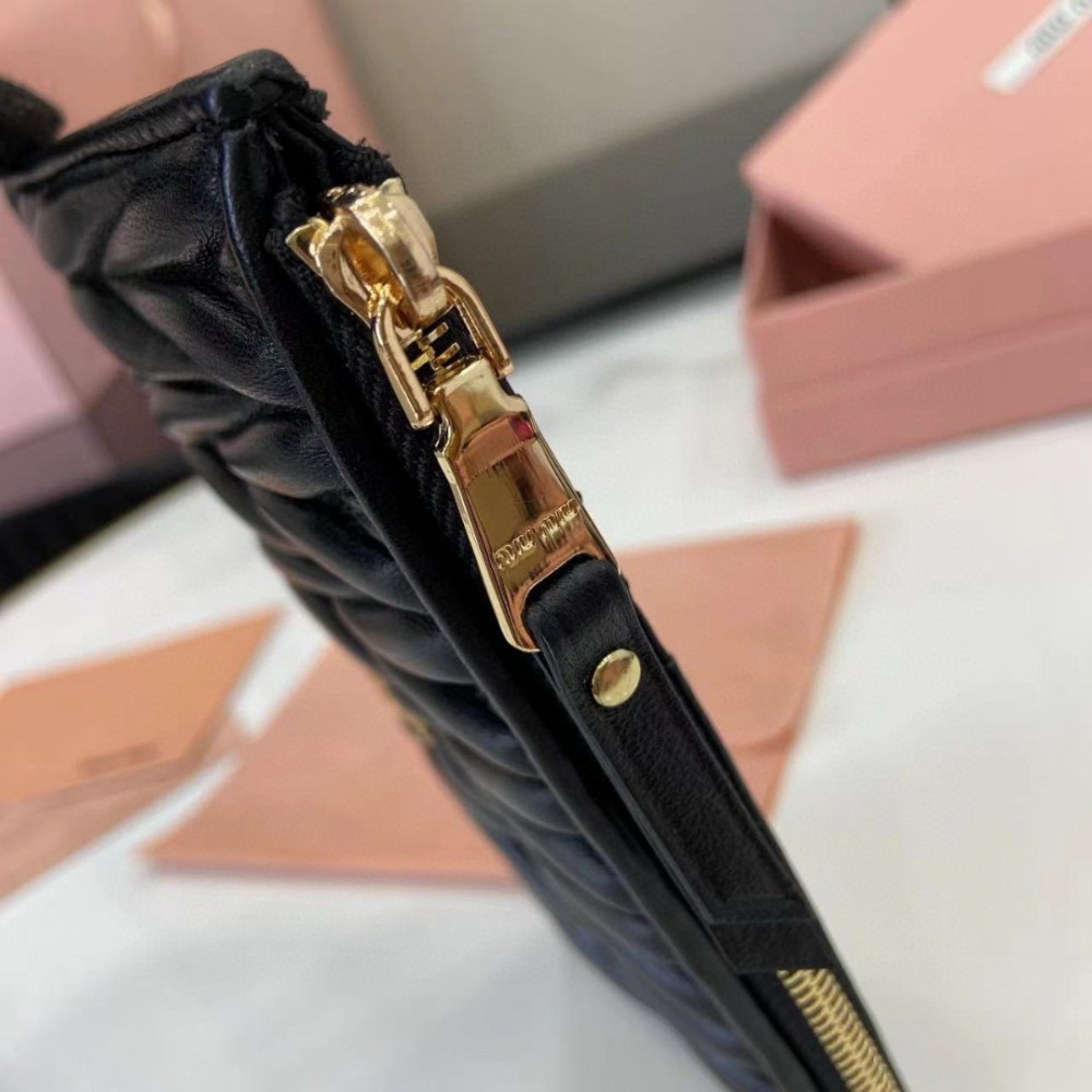 Miu Miu wallet 15x8cm Accesories