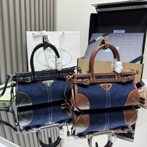 Prada Bonnie small size 23.5x12.9cm Bags