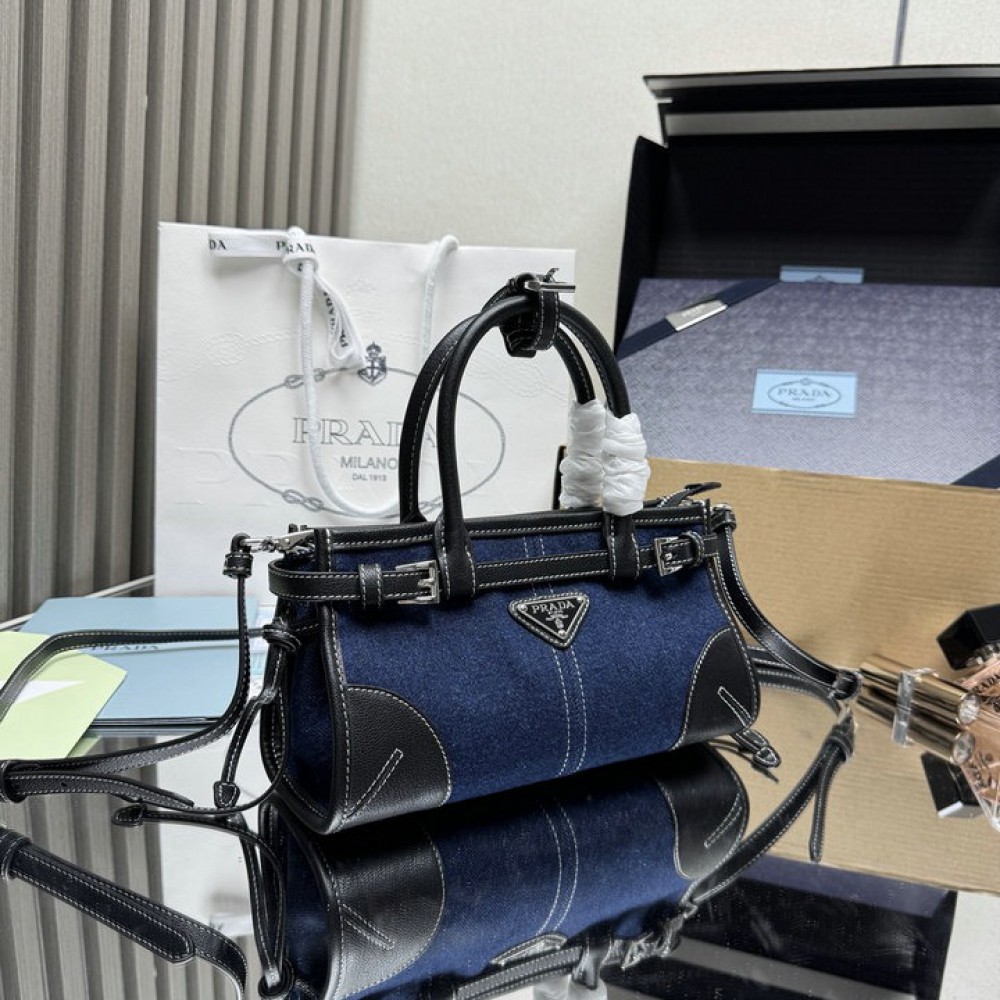 Prada Bonnie small size 23.5x12.9cm Bags