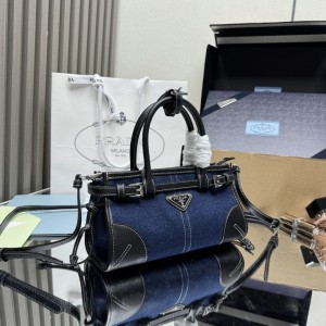 Prada Bonnie small size 23.5x12.9cm Bags