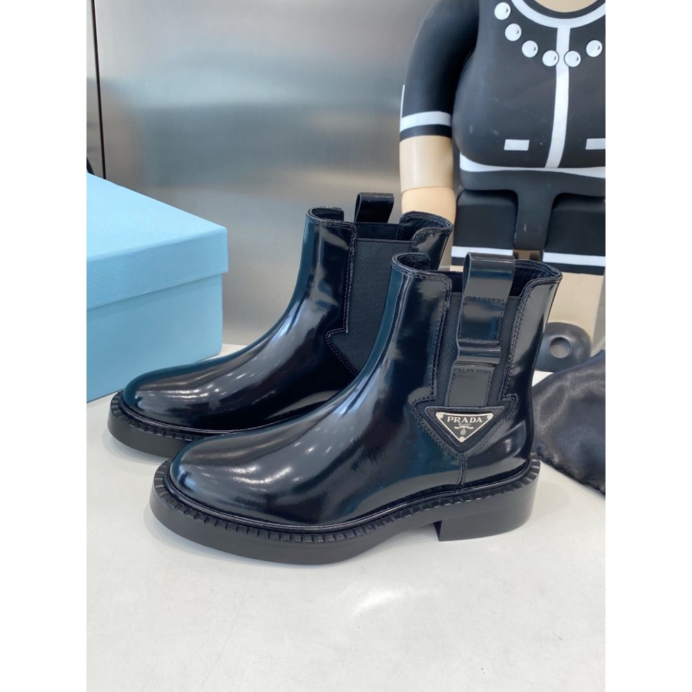 Prada Boots 36-41 patent leather
