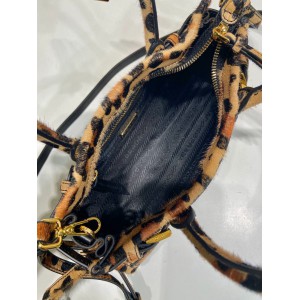 Prada Bonnie small size 23.5x12.9cm leopard Bags