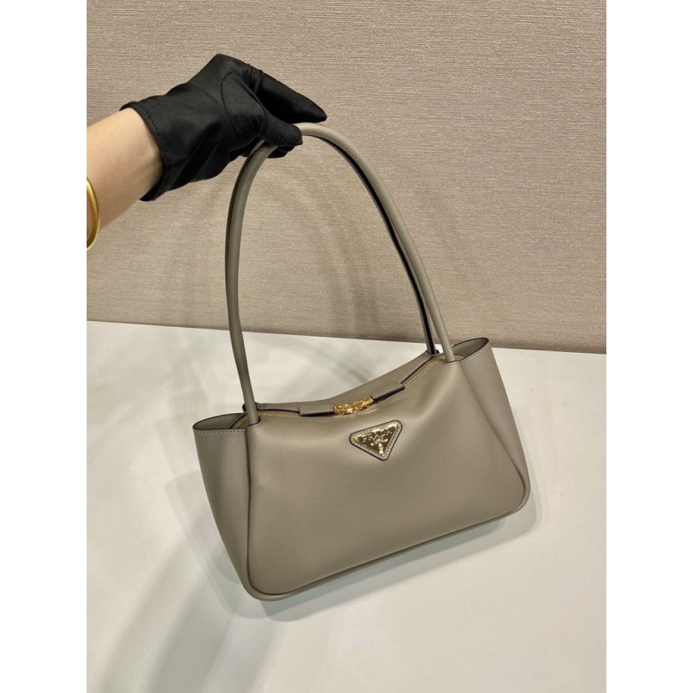 Prada Clay medium shoulder bag 28x18x11cm  Bags