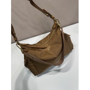 Prada handbag 32x22x11.5cm Bags