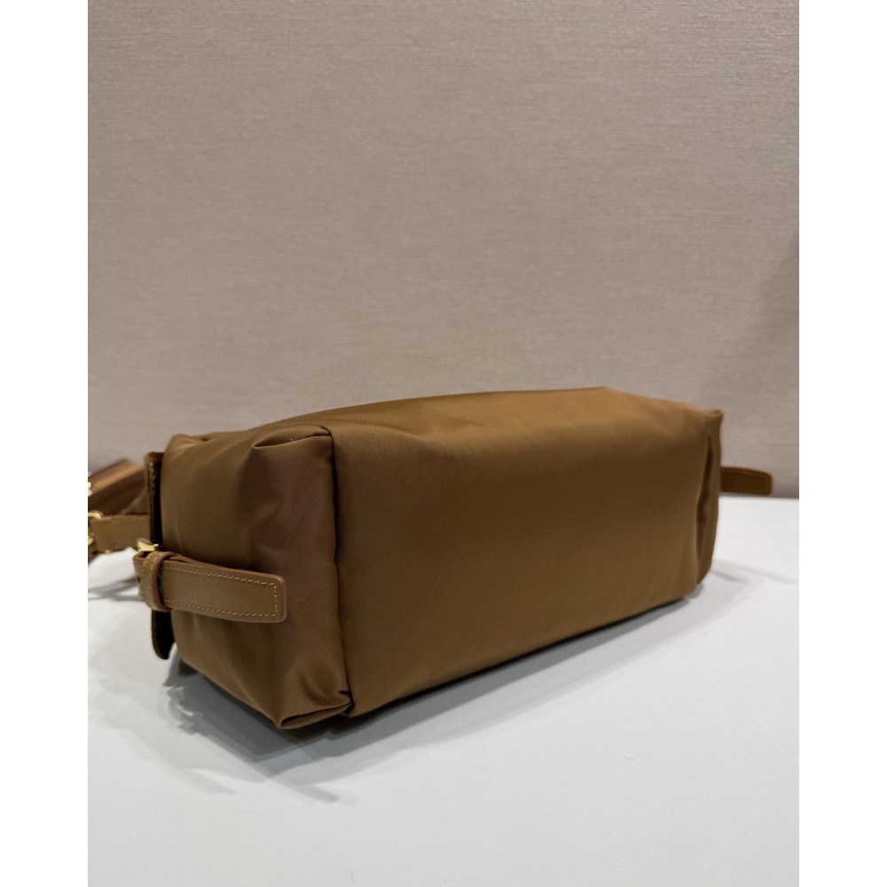 Prada handbag 32x22x11.5cm Bags