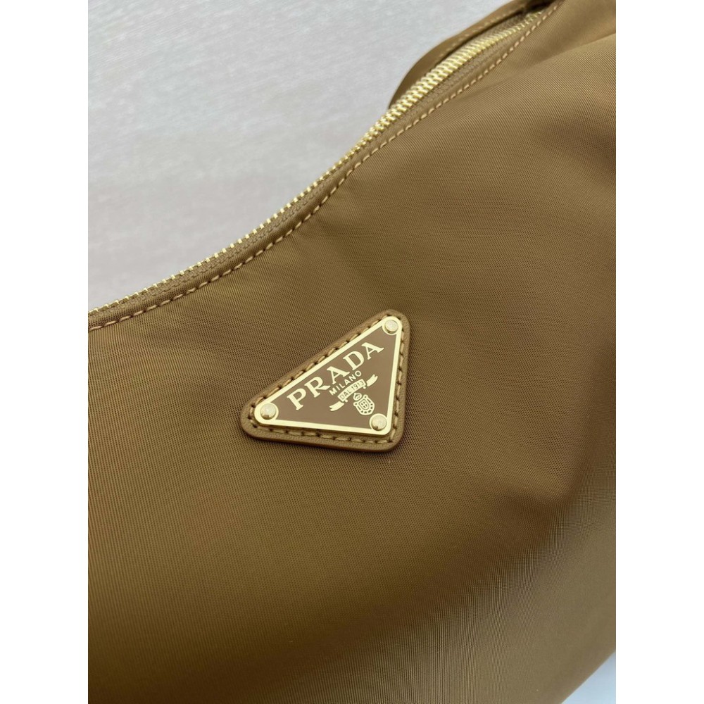 Prada handbag 32x22x11.5cm Bags