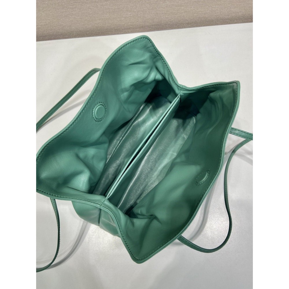 Prada Dada small shoulder bag 25x17.5x11.5cm  Bags