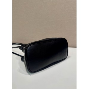 Prada Dada small shoulder bag 25x17.5x11.5cm  Bags